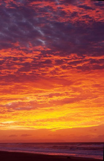 SUNSET-OVER-NIIHAU SUNSET-OVER-NIIHAU